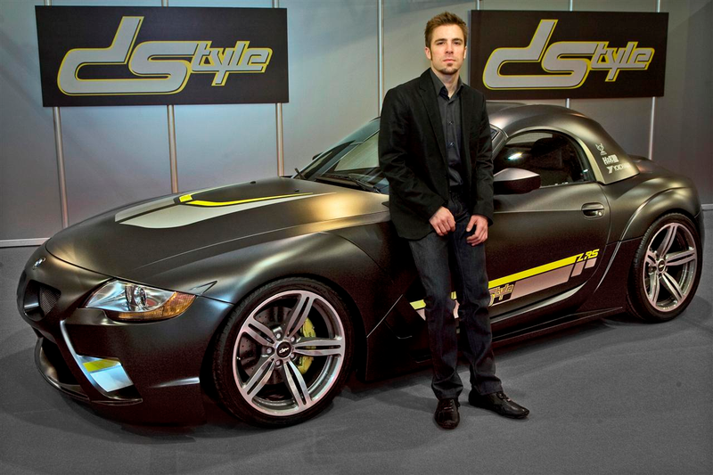 Illustration for article titled Racer-Designed BMW Z4 Body Kit Proves Drivers Should Stick To Driving